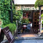 Shin-Koenji Guesthouse Female Only And Private Room